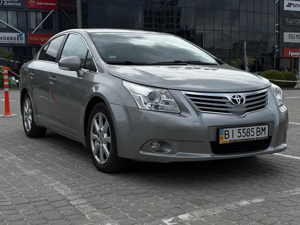 Toyota AVENSIS