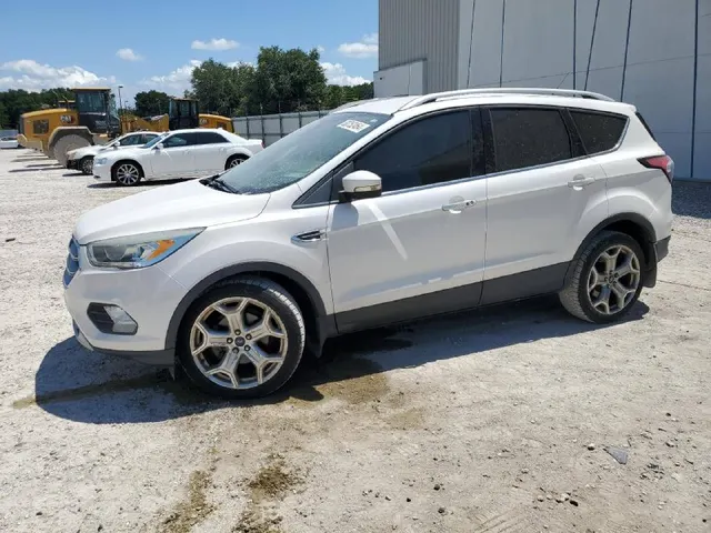 Ford ESCAPE TITANIUM