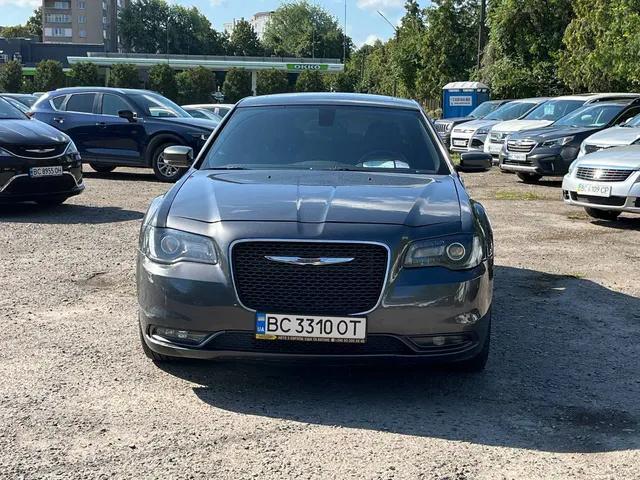 Chrysler 300S