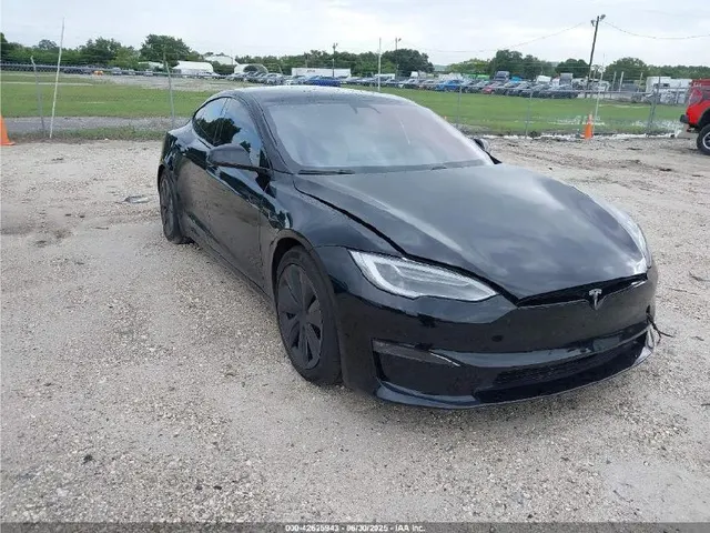 Tesla MODEL S DUAL MOTOR