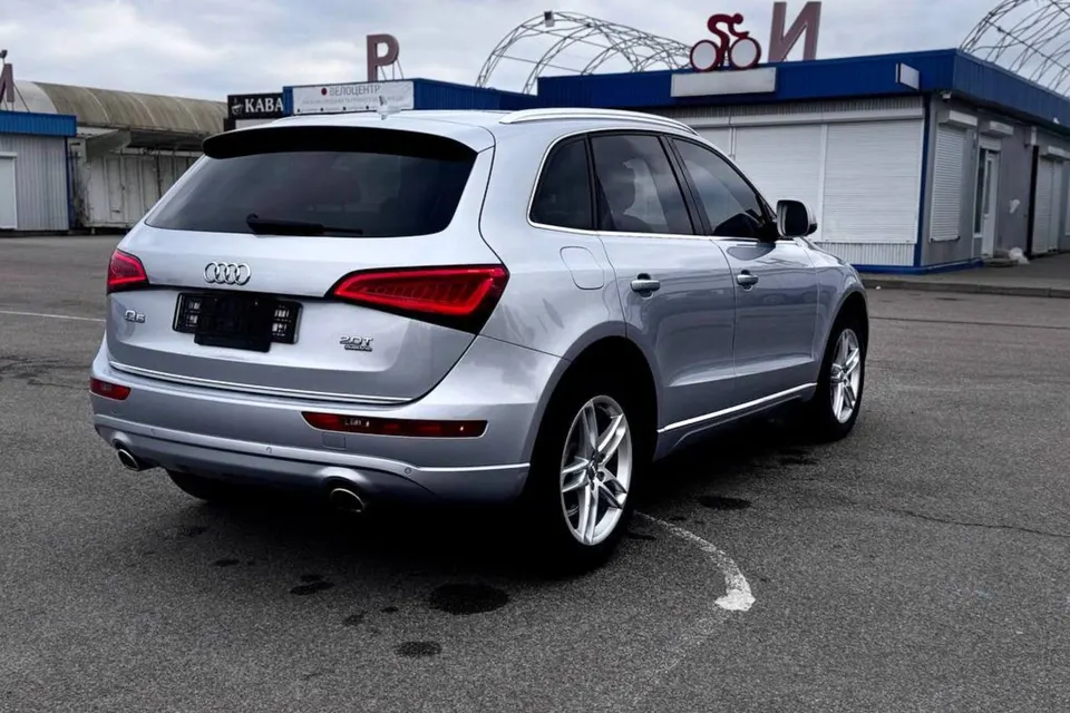 Audi Q5 Premium Plus — фото 6