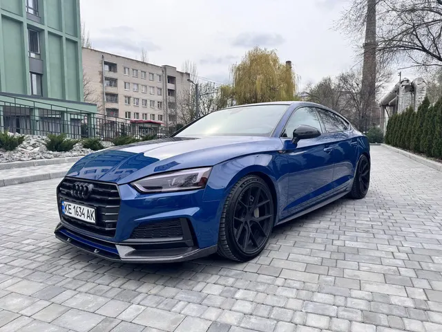 Audi S5 Автомобіль у ідеальному