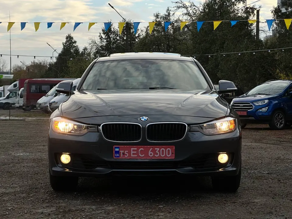 BMW 328i