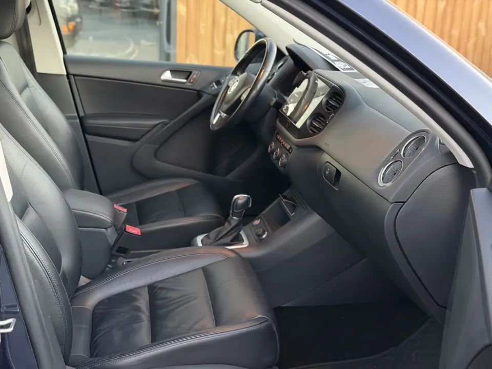 Volkswagen Tiguan — фото 8