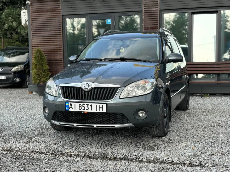 Skoda Roomster Scout