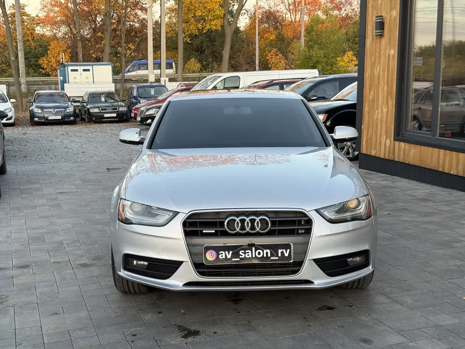 Audi A4 — фото 2