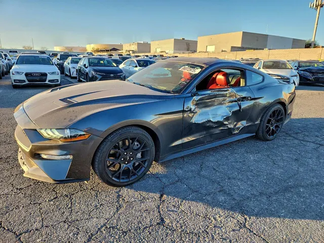 Ford MUSTANG