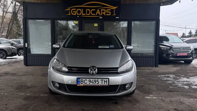 Volkswagen GOLF 6