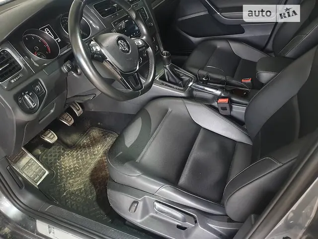 Volkswagen Golf Alltrack