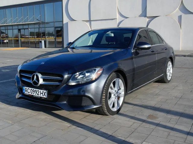 Mercedes-Benz C300
