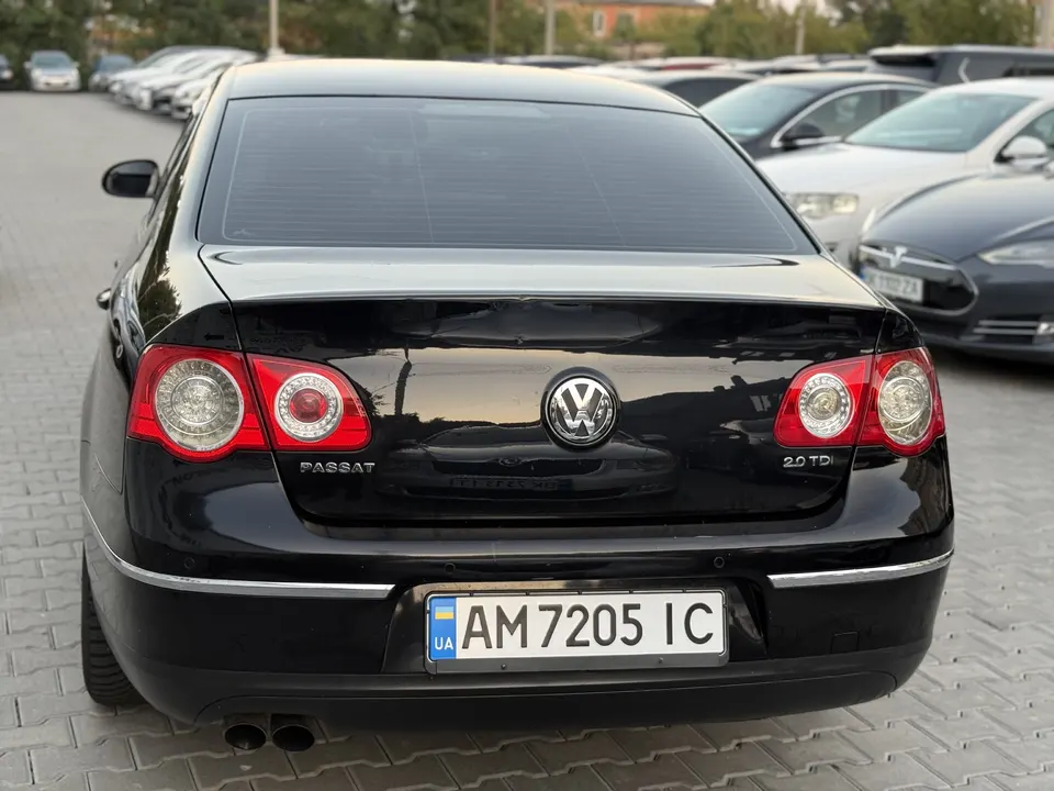 Volkswagen Passat — фото 6