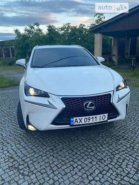 Lexus NX 200t