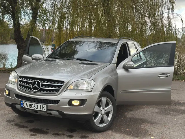 Mercedes-Benz ML350
