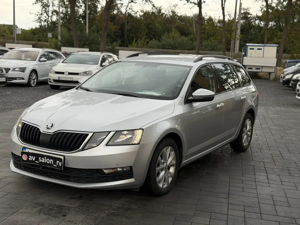 Skoda Octavia — фото 3