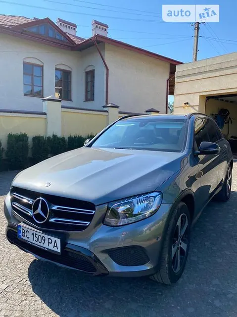 Mercedes-Benz GLC 250