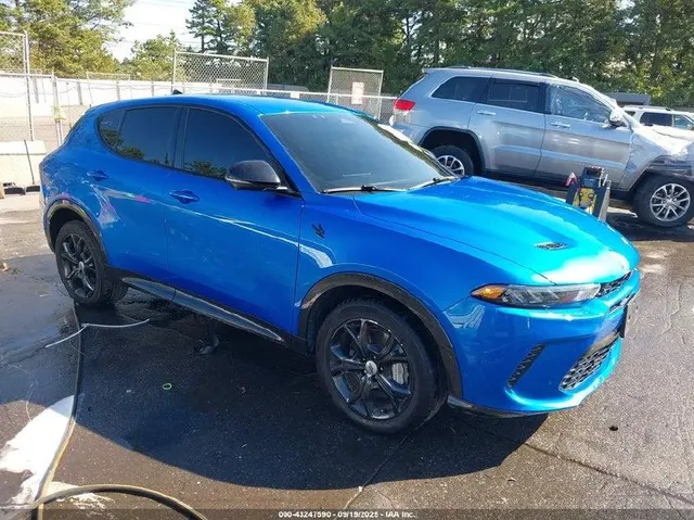 Dodge HORNET R T EAWD