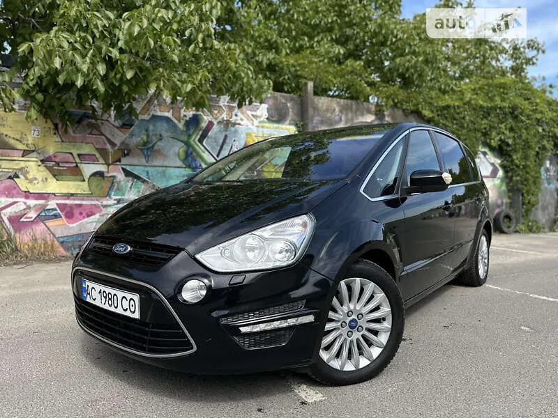 Ford S-Max