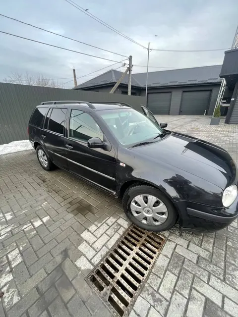 Volkswagen Golf 4