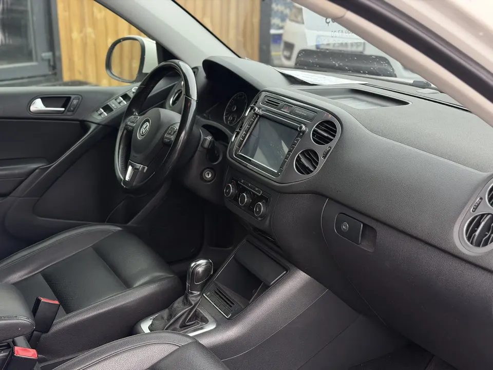 Volkswagen Tiguan — фото 9