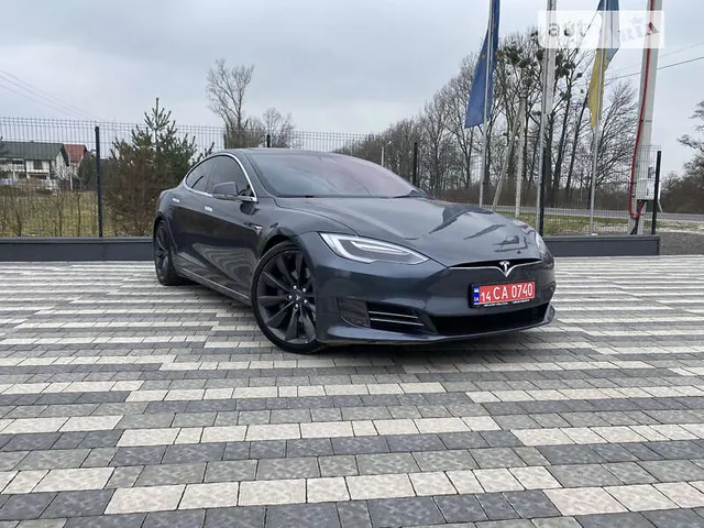 Tesla Model S