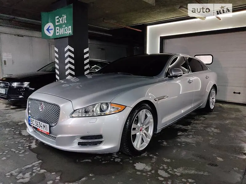 Jaguar XJ LONG PORTFOLIO