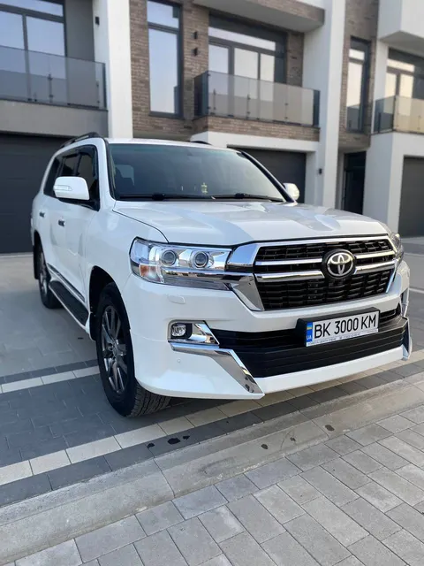 Toyota Land Cruiser 200