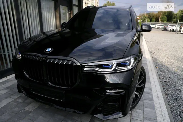 BMW X7