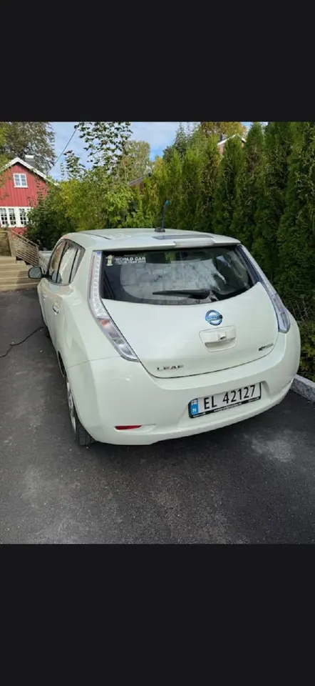 Nissan Leaf — фото 2