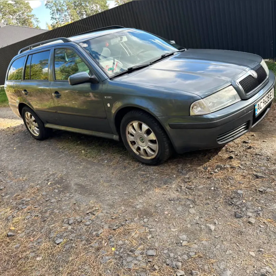 Skoda Octavia Tour — фото 3