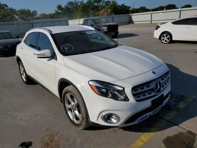 Mercedes-Benz GLA 250
