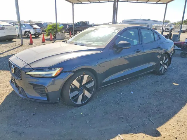 Volvo S60 Recharge Plug-In Hybrid