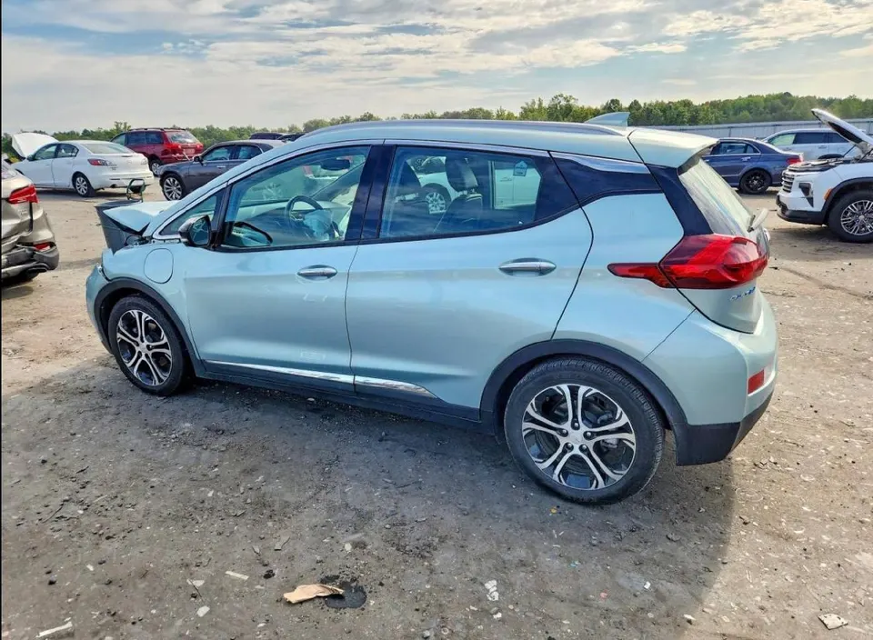 Chevrolet Bolt EV Premier — фото 4