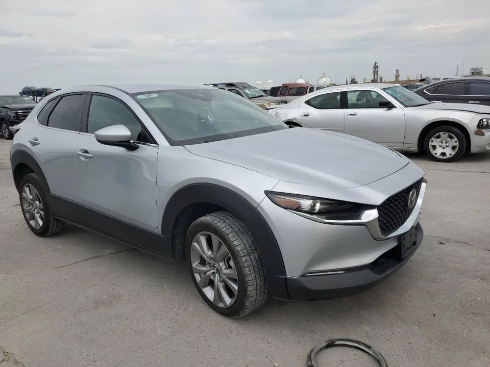 Mazda CX-30 SELECT