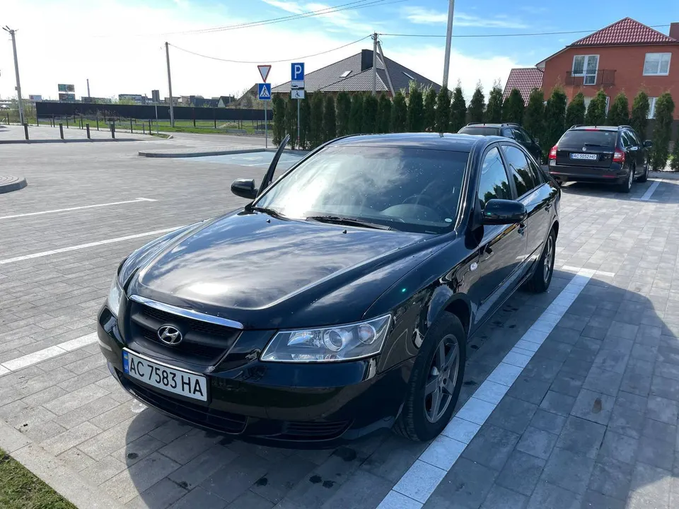 Hyundai Sonata