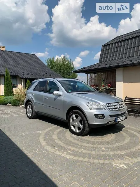 Mercedes-Benz M-Class