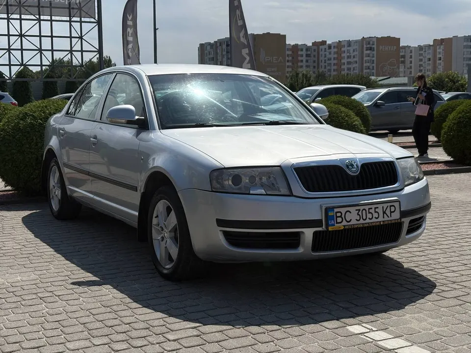 Skoda SUPERB
