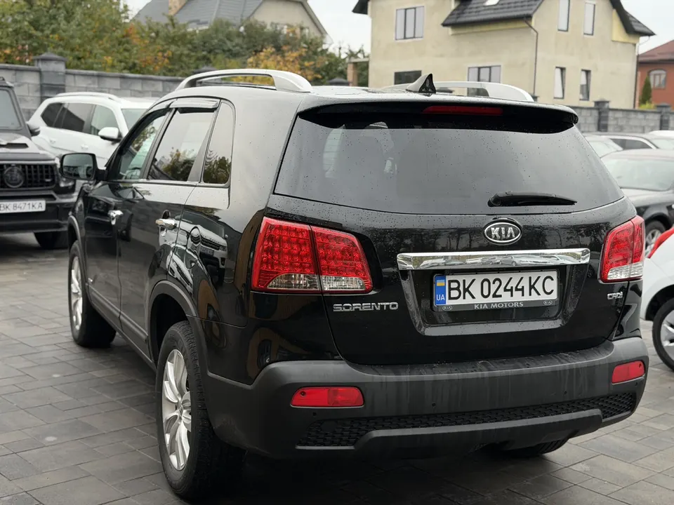 Kia Sorento — фото 4