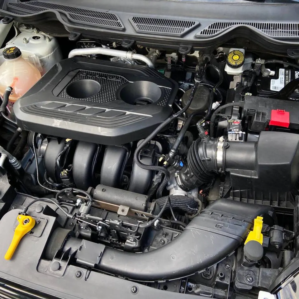 Ford EcoSport — фото 9