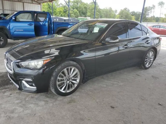 Infiniti Q50 LUXE