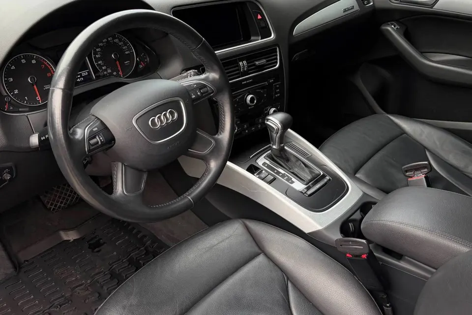 Audi Q5 Quattro — фото 9