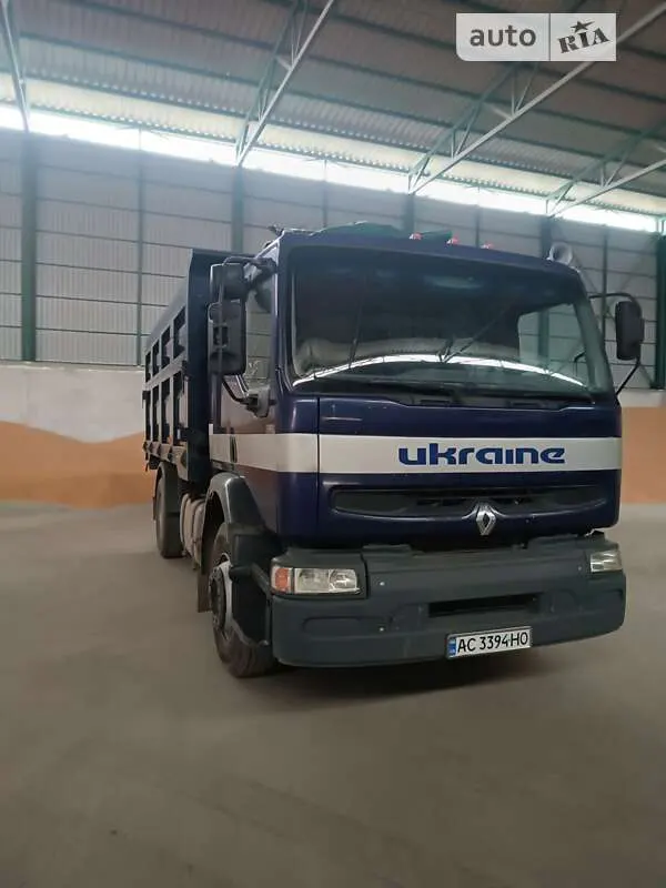 Renault Premium