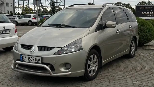 Mitsubishi Grandis