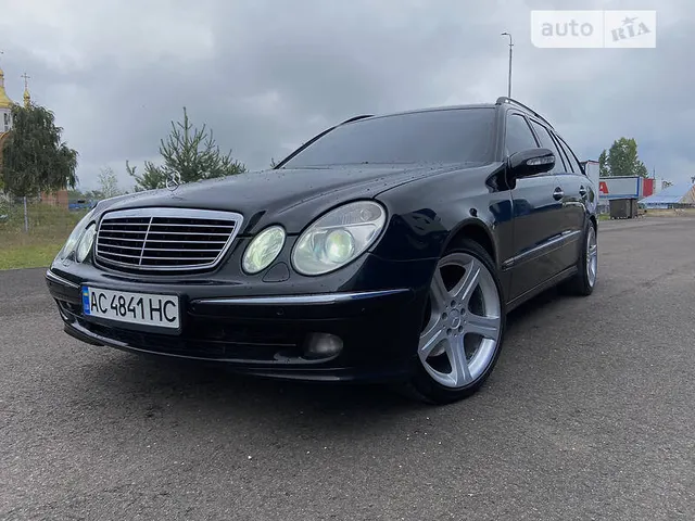 Mercedes-Benz E-Class Avantgarde