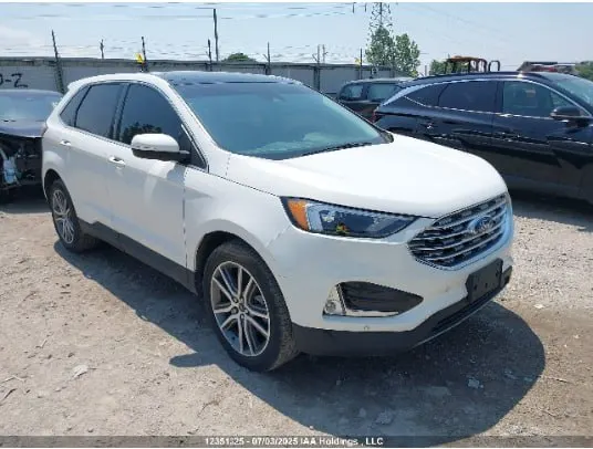 Ford EDGE TITANIUM