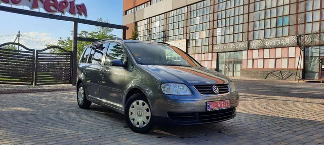 Volkswagen Touran