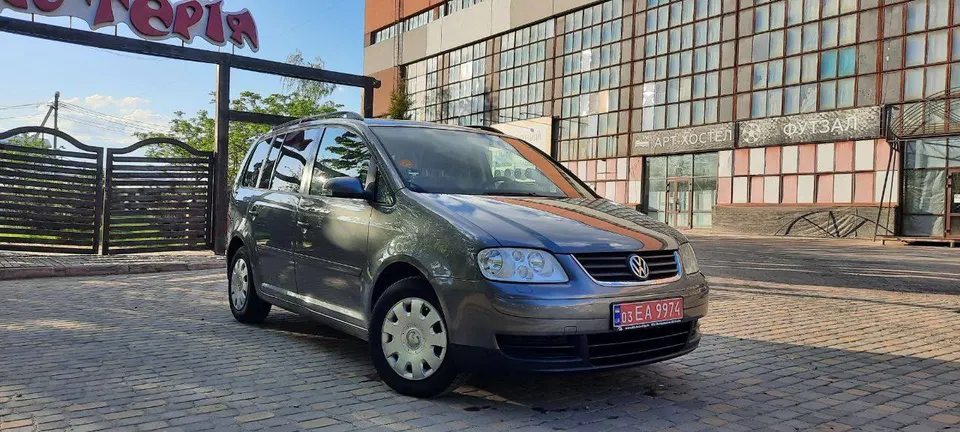 Volkswagen Touran