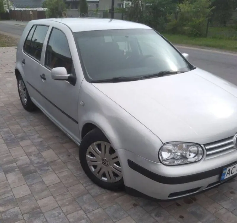 Volkswagen Golf 4