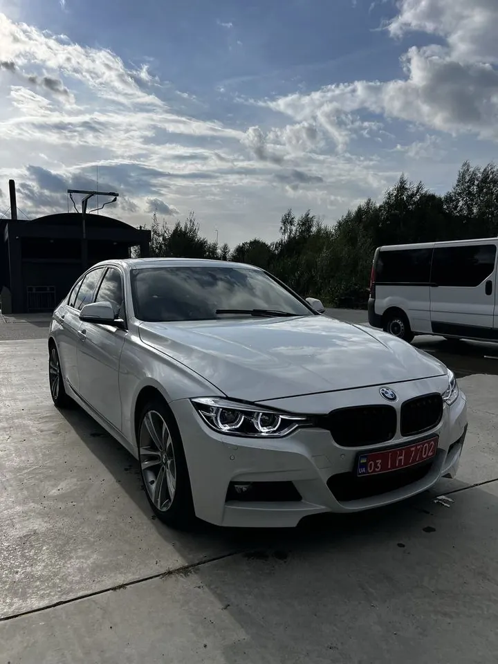 BMW F30 330i — фото 6