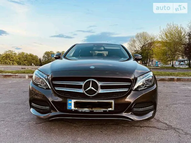 Mercedes-Benz C 220