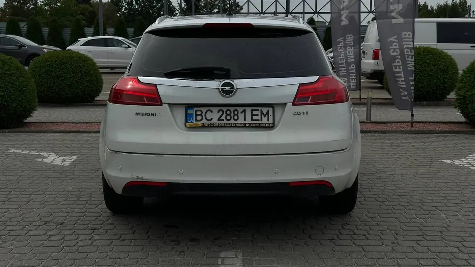 Opel INSIGNIA — фото 6